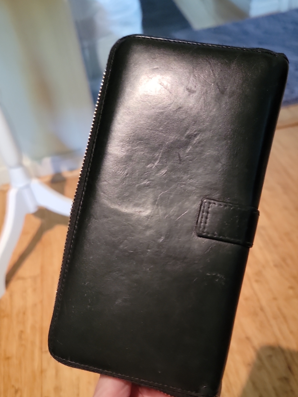 Saint Laurent Black Leather Zip Wallet with Gold Y Accent - Picture 5 of 8